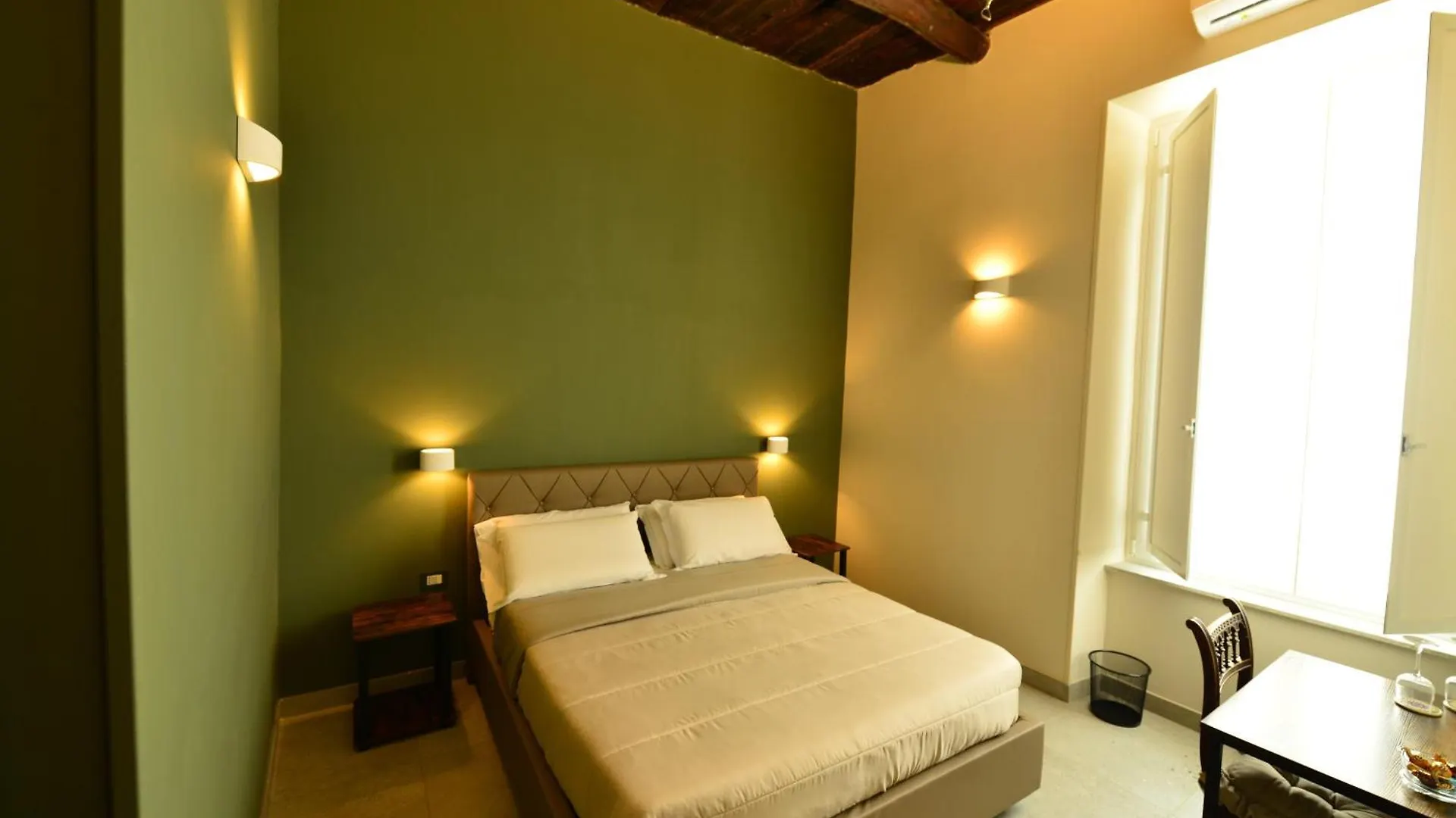 Affittacamere Hotel Xenia Neapolis