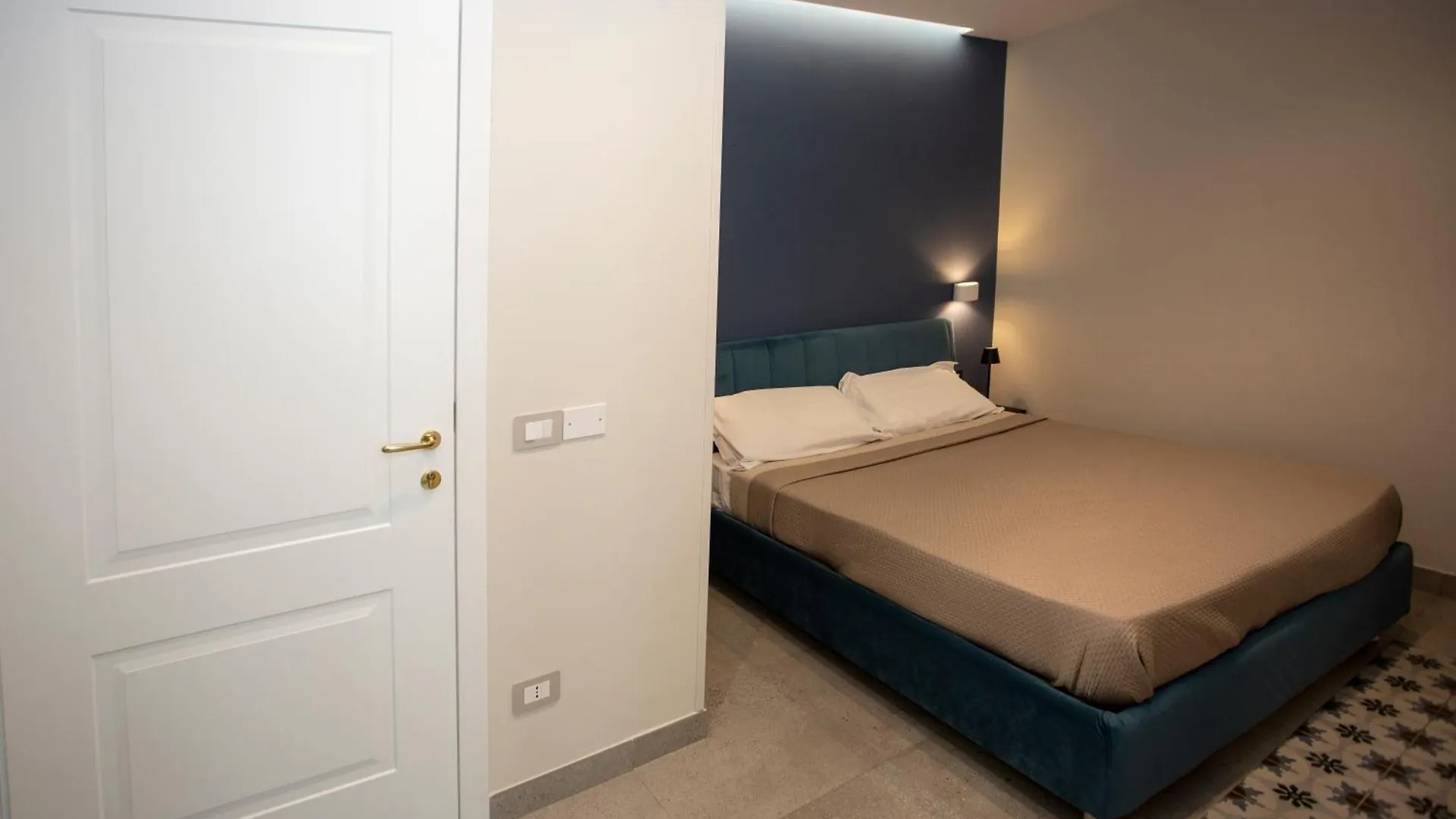 Hotel Xenia Neapolis Napoli